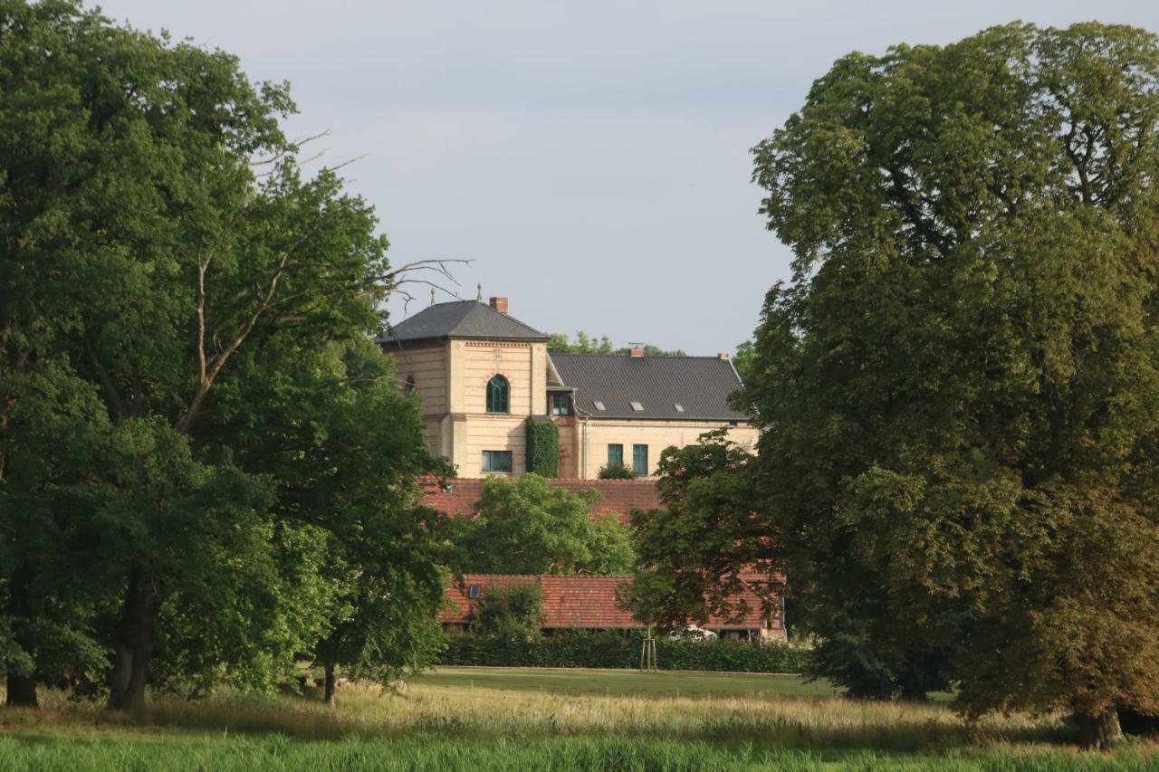 Historisches Gebaeude " Rentmeisteramt" Basedow Basedow  Экстерьер фото
